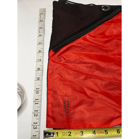 Wells Fargo Red & Black Drawstring Sport Bag With Mesh Pocket 41h - Picture 4 of 5